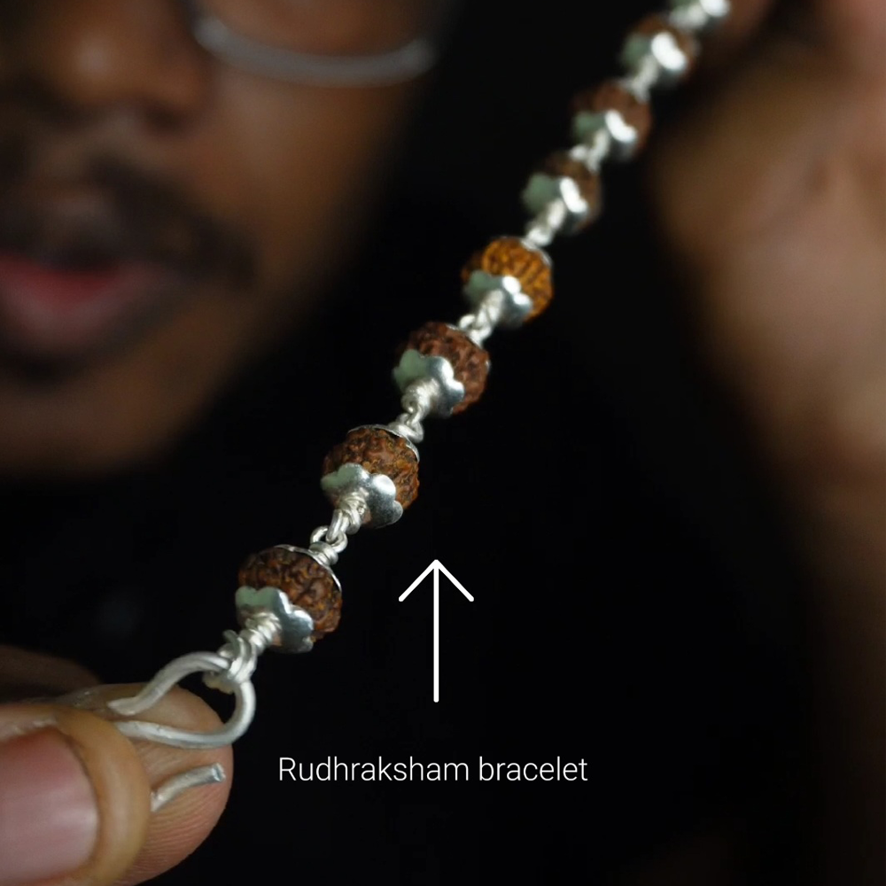 Rudhraksham bracelet 8mm with cap