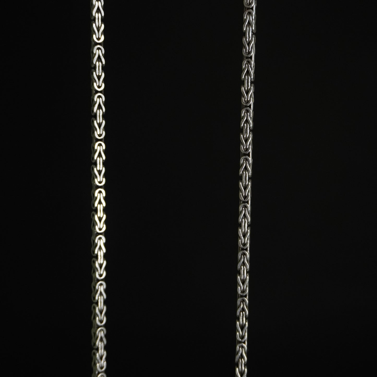 Oxidized king chain 24 inches
