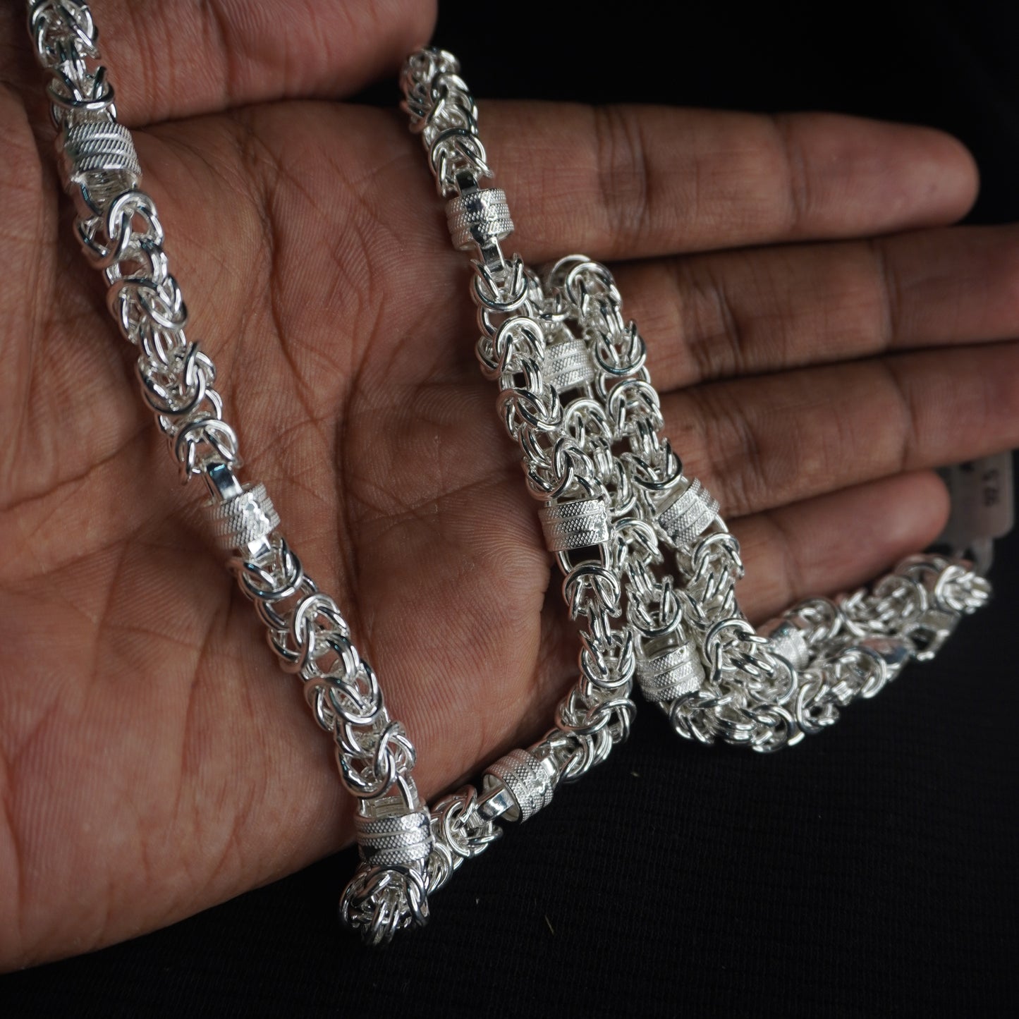 Hollow popcorn chain 24 inches