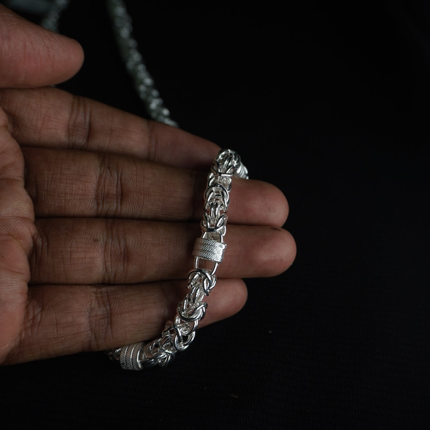Hollow popcorn chain 24 inches