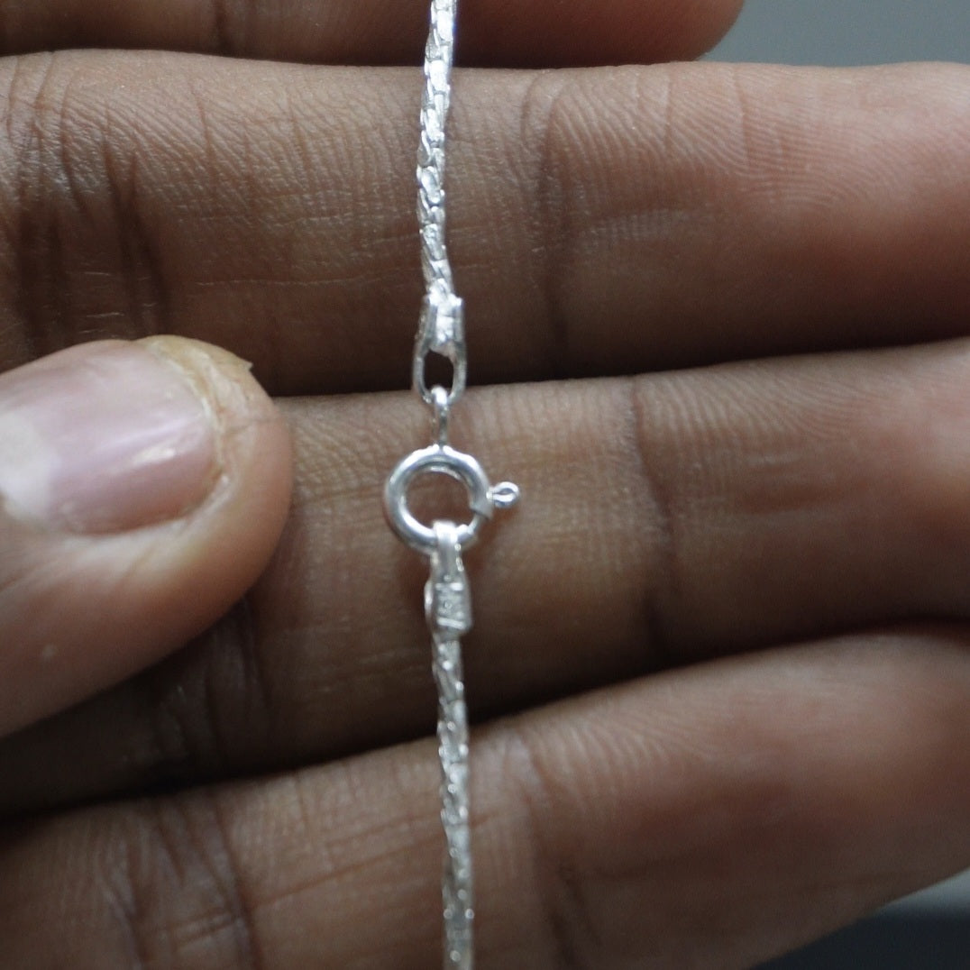 20'inches chain 1