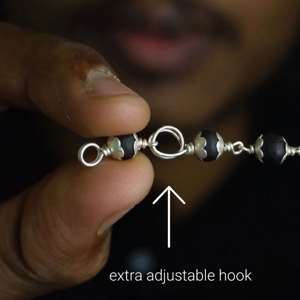 karungali bracelet 6mm with cap