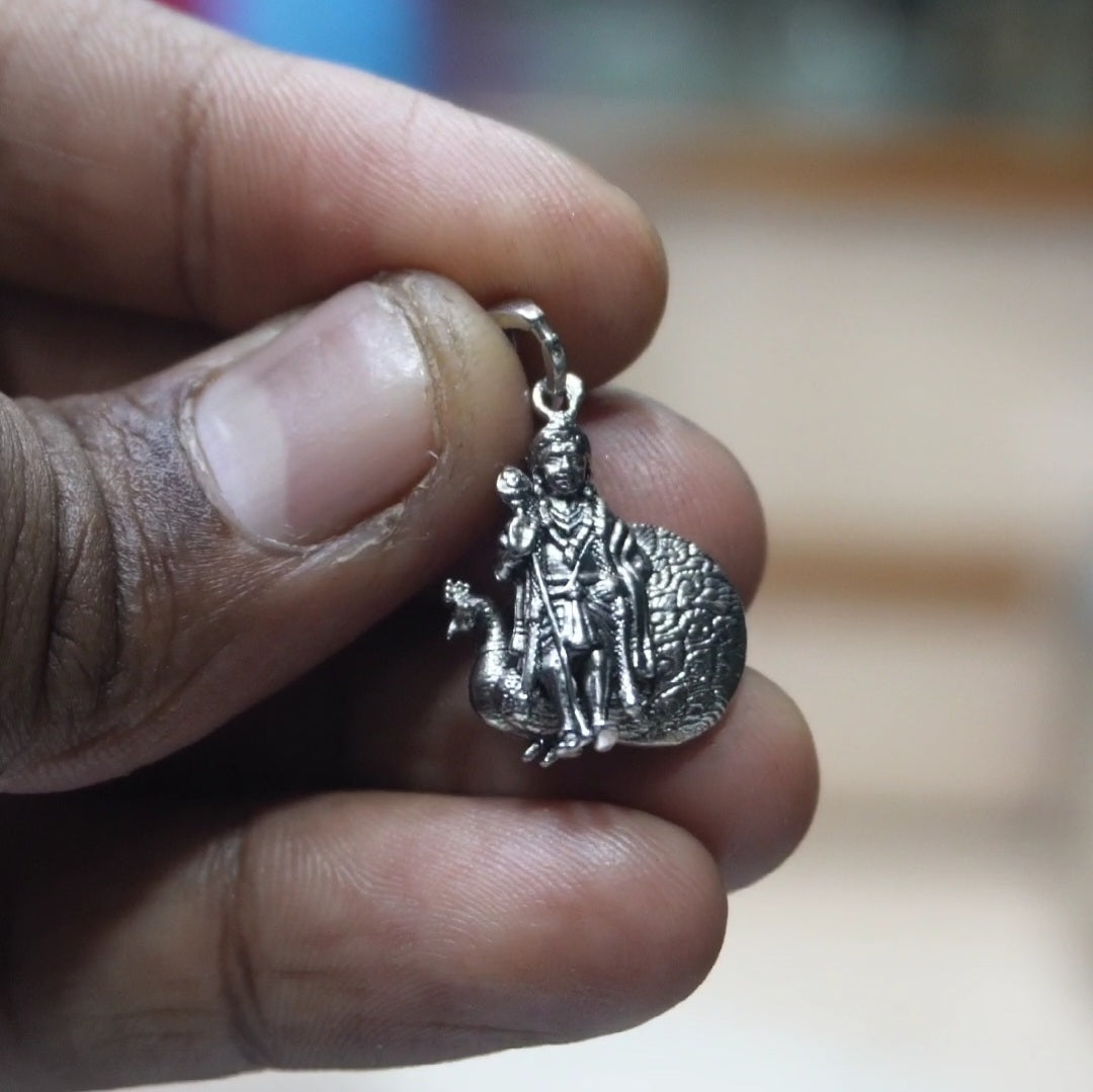 murugan dollar with peacock(small)