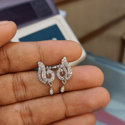 White stoned annam stud