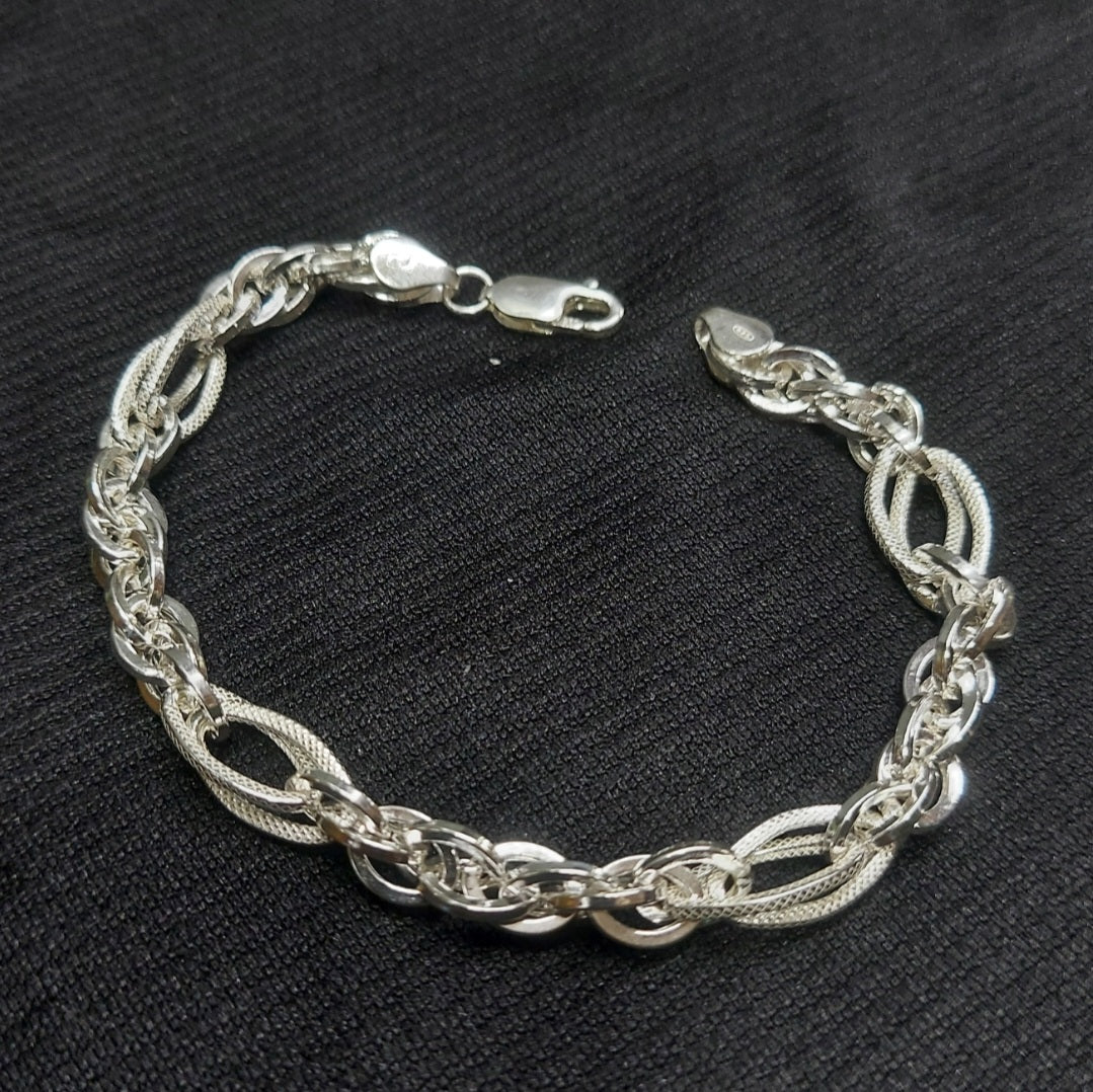 Nagas shaped in center 8.5 inches
