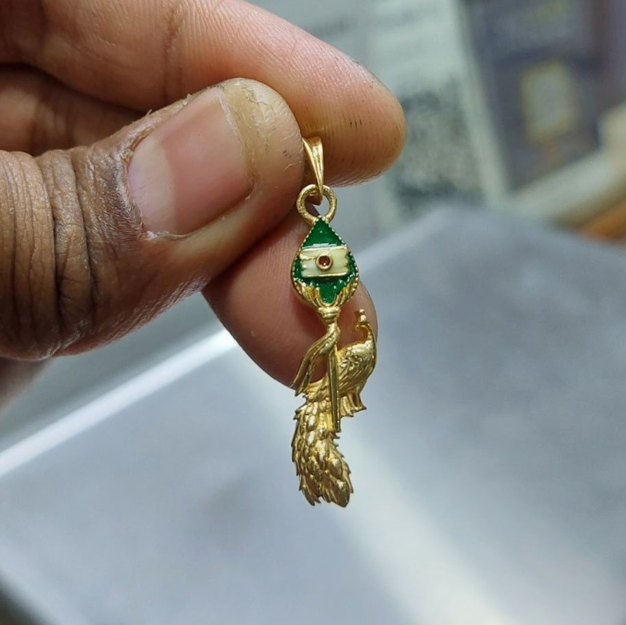 Vel mayil big green enameled