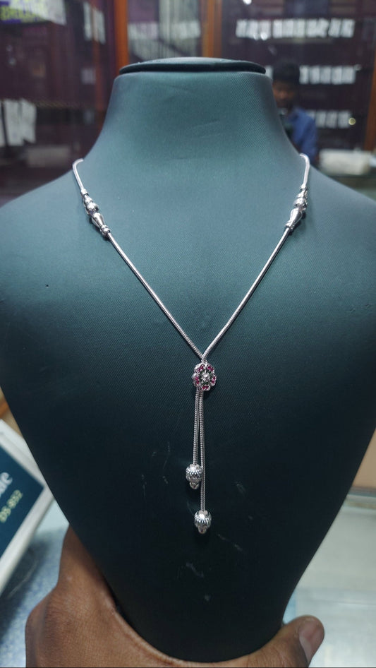 Flower with cylindrical Tokyo chain