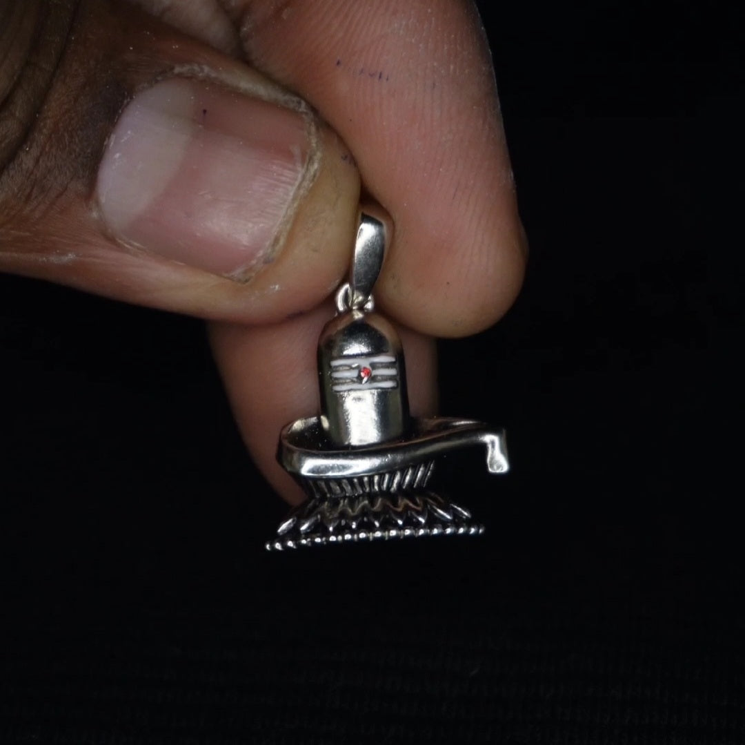 Shiva lingam