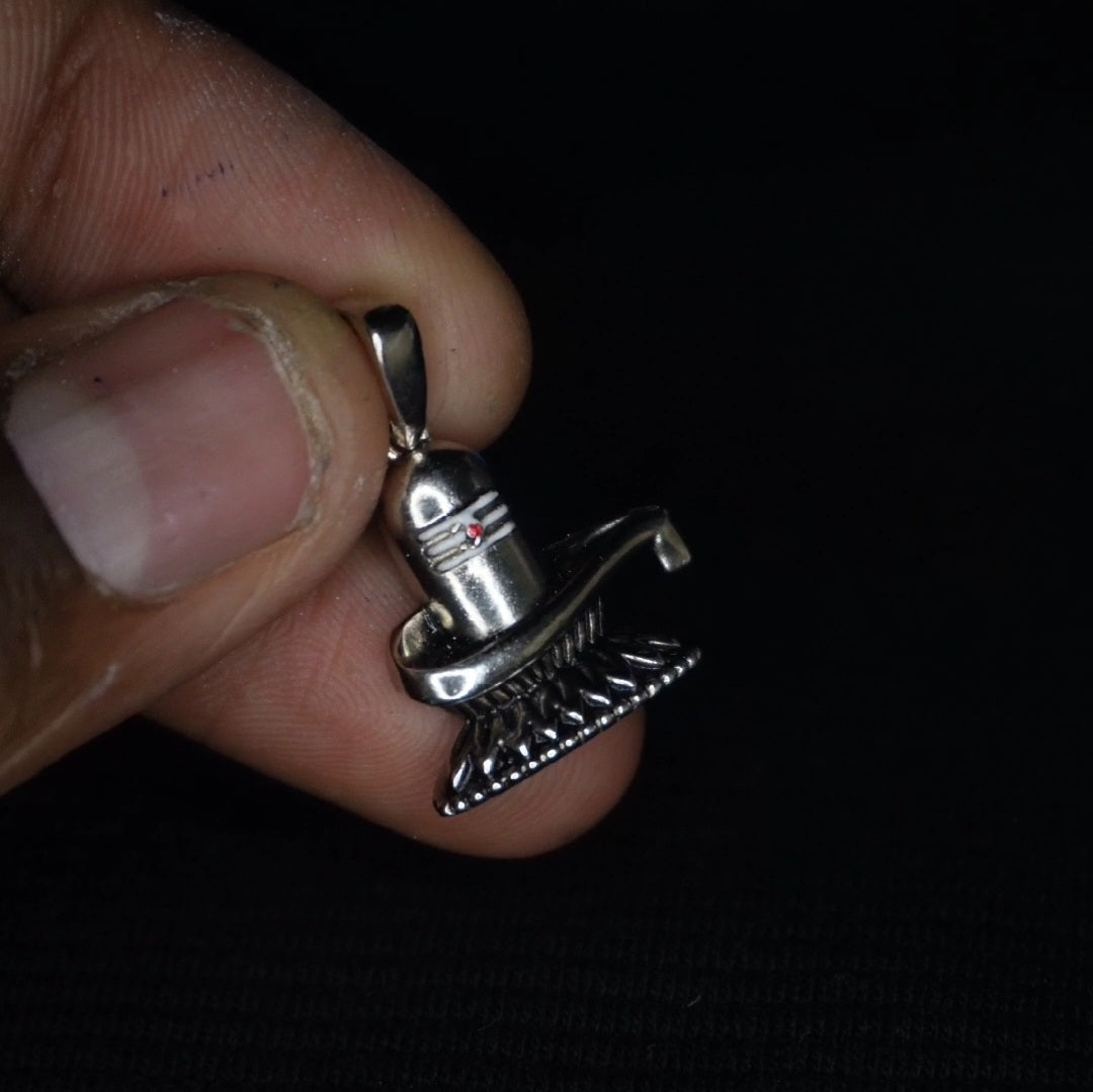 Shiva lingam