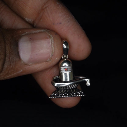 Shiva lingam