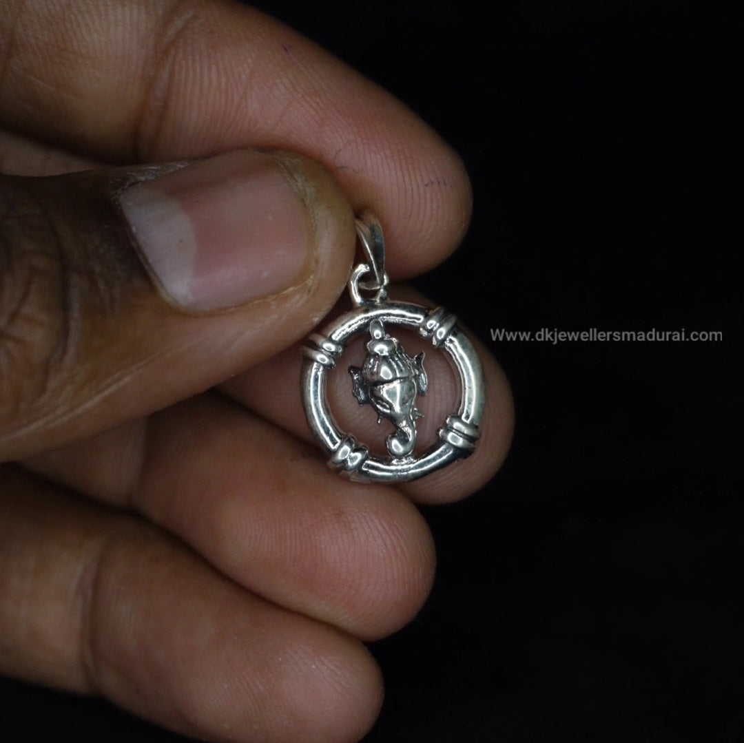 VINAYAGAR DOLLAR