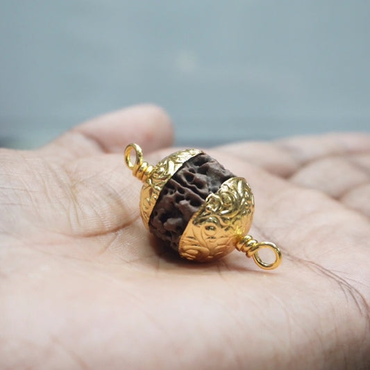 Ruthuracham gold polish with nagas kuppa