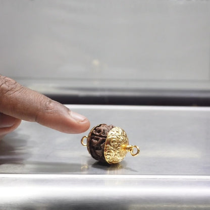 Ruthuracham gold polish with nagas kuppa