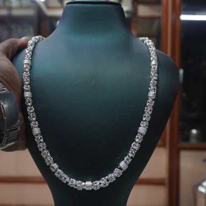 Hollow popcorn chain 24 inches