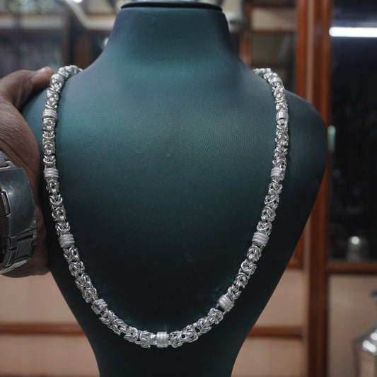 Hollow popcorn chain 24 inches