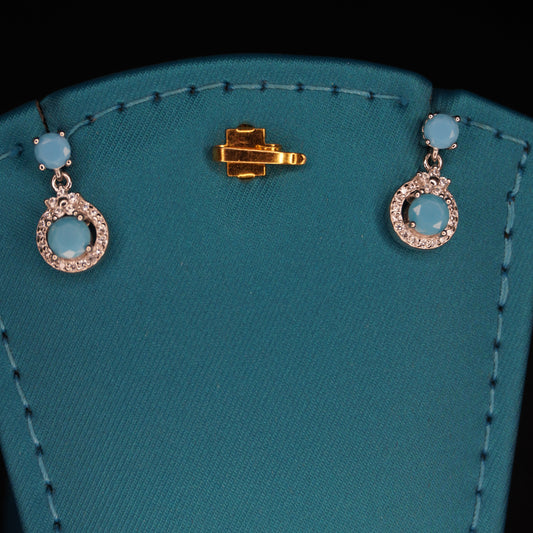 Blue stone with round shaped drops