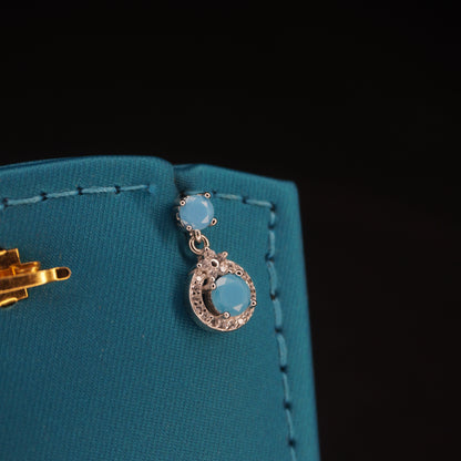 Blue stone with round shaped drops