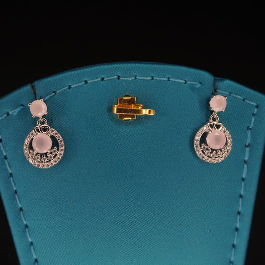 Light pearl stone with round shaped drops