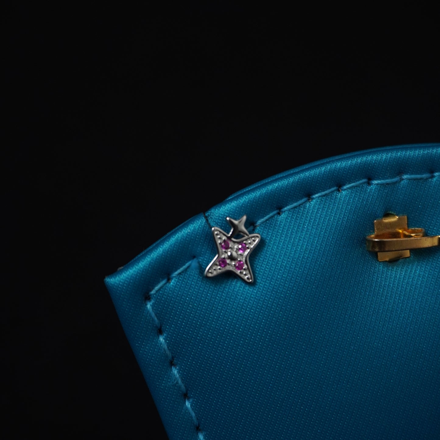 star shape stud