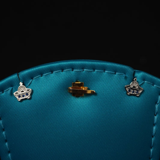 spaceship stud