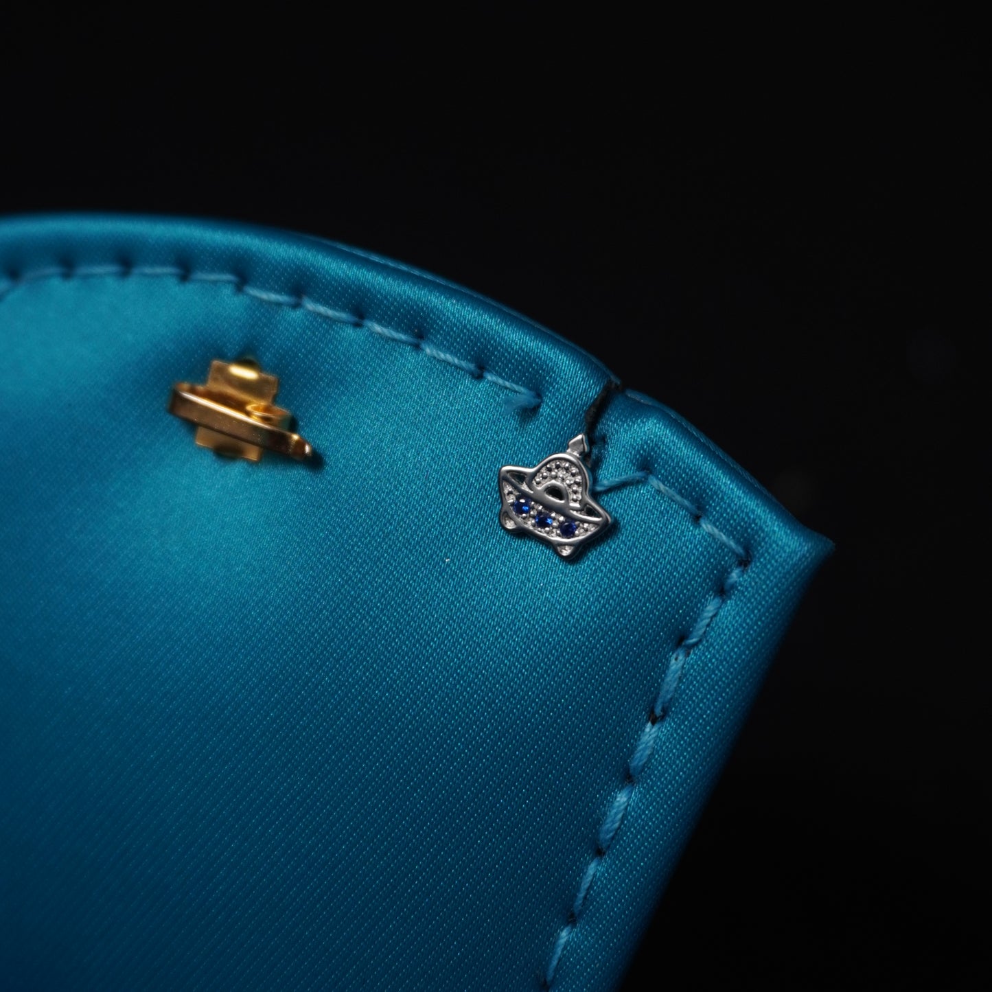 spaceship stud
