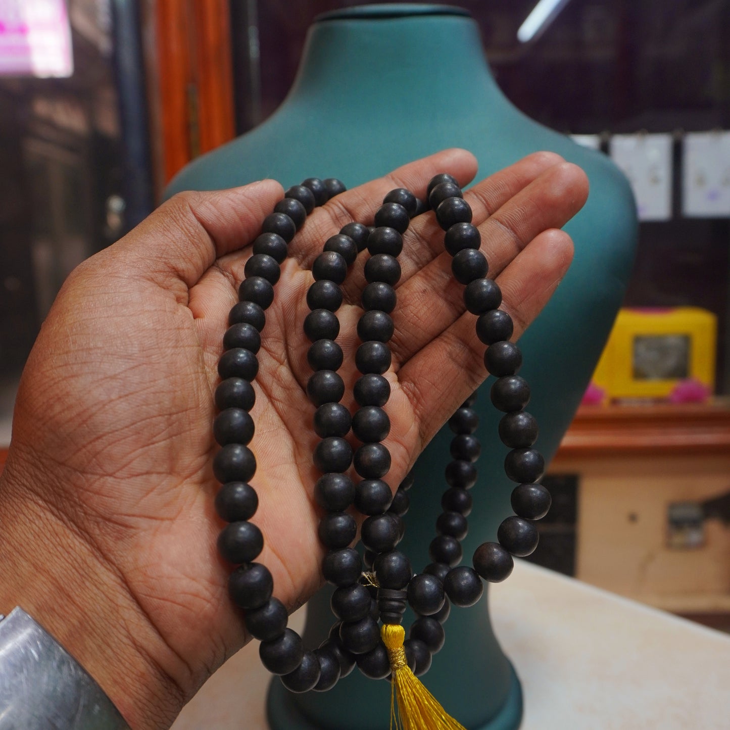 Karungali 10mm beads